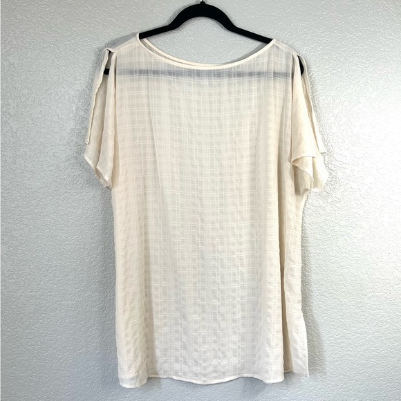 14th & Union Split Sleeve Tunic - Picture 3 of 8